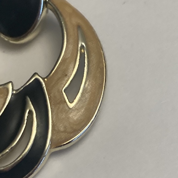 Retro Enamel Silver Tone Earrings - Picture 8 of 14